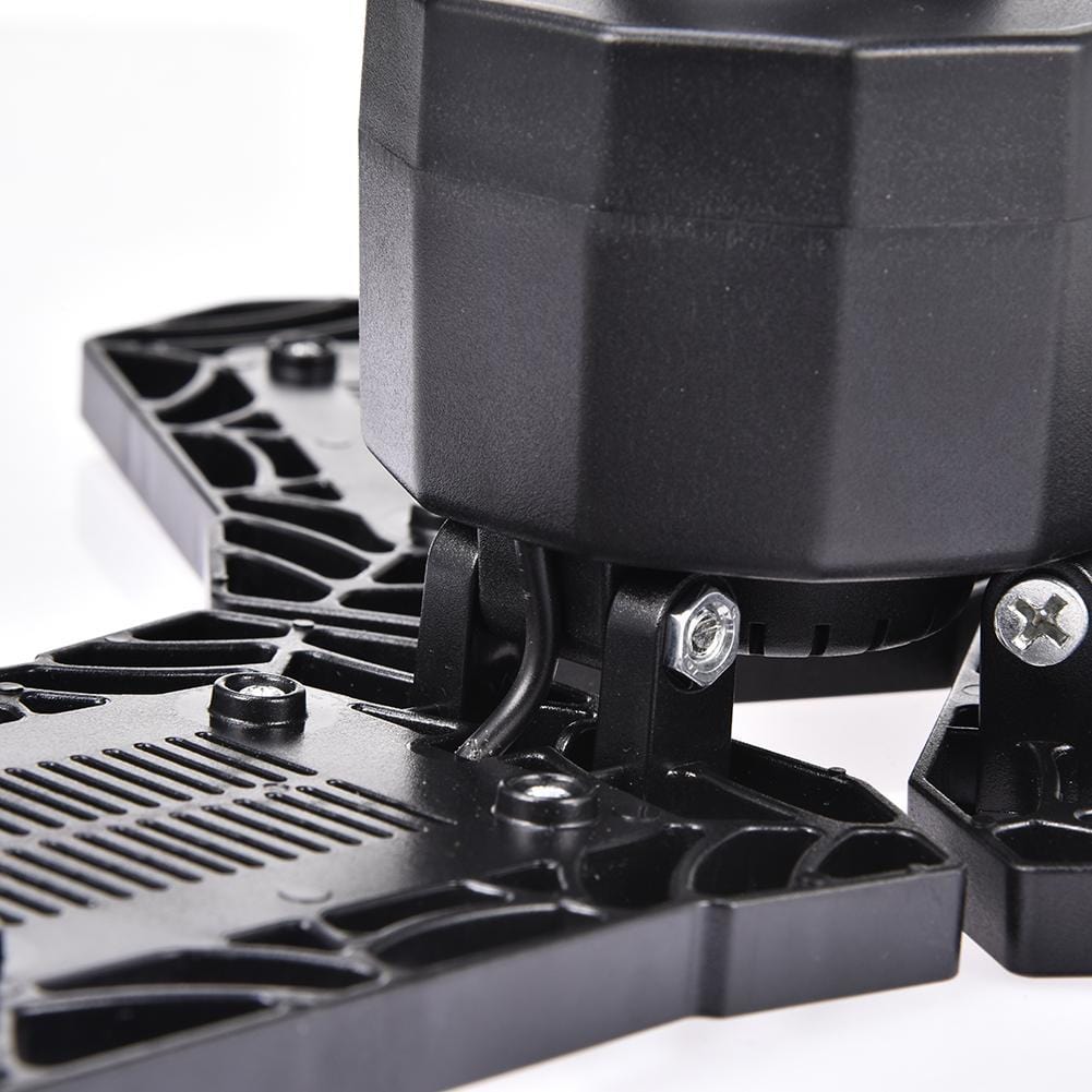 Indoor/Outdoor Waterproof LED (30W-40W) Light. 110v Cool White.