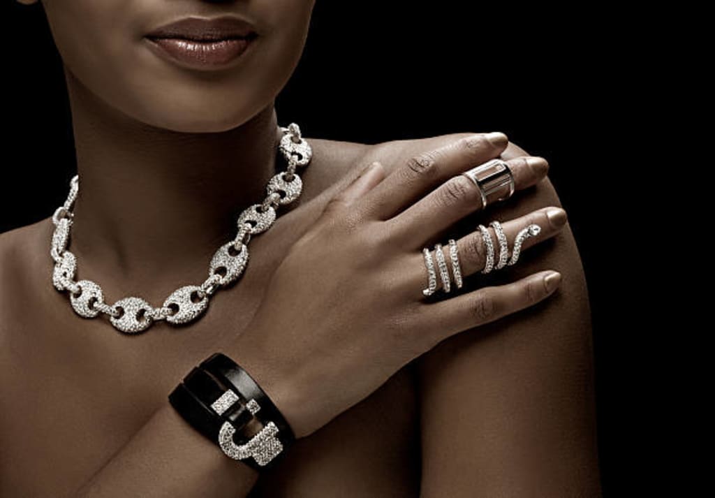 Woman's Jewelry