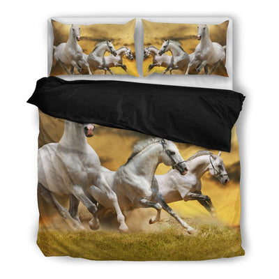 Bedding Set - Horses Black - GiddyGoatStore