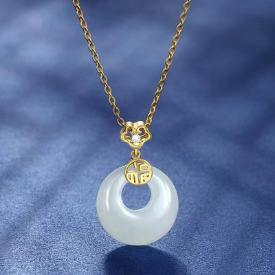 Necklace - Women's S925 White Chalcedony Hotan Jade Necklace