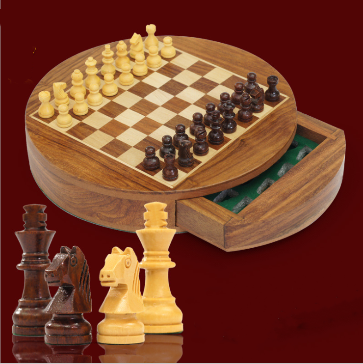 Magnetic Wooden Chess Set With Storage