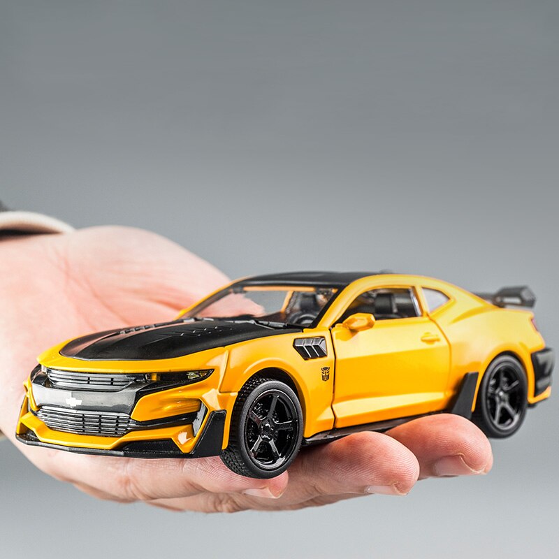 Chevrolet Camaro 1:32 Diecast Model