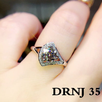 Ring - Women's Eight Heart Eight Arrow Six Claw Moissanite Zircon Wedding Ring