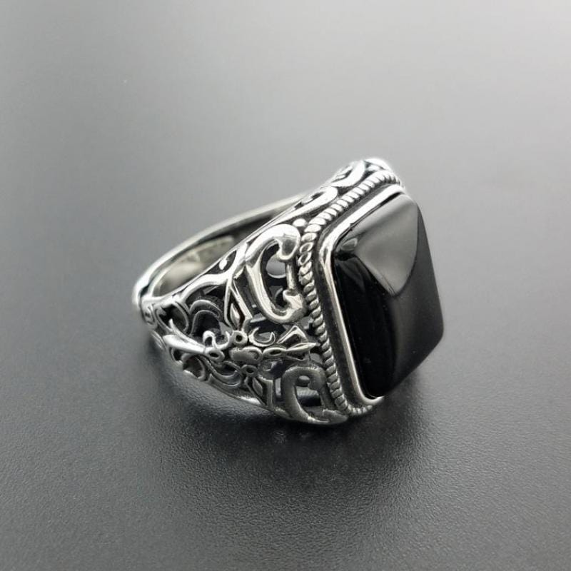 Ring - Men's 925 Sterling Silver Vintage Black Onyx Stone Ring