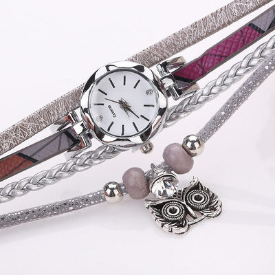 Watch - Women's Vintage Fashion Metal Pendant Bracelet Watch