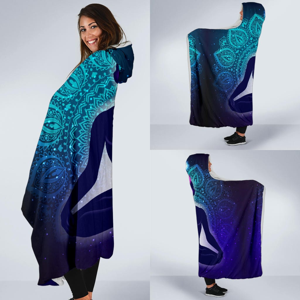 Hooded Blanket - 7 Chakras - GiddyGoatStore
